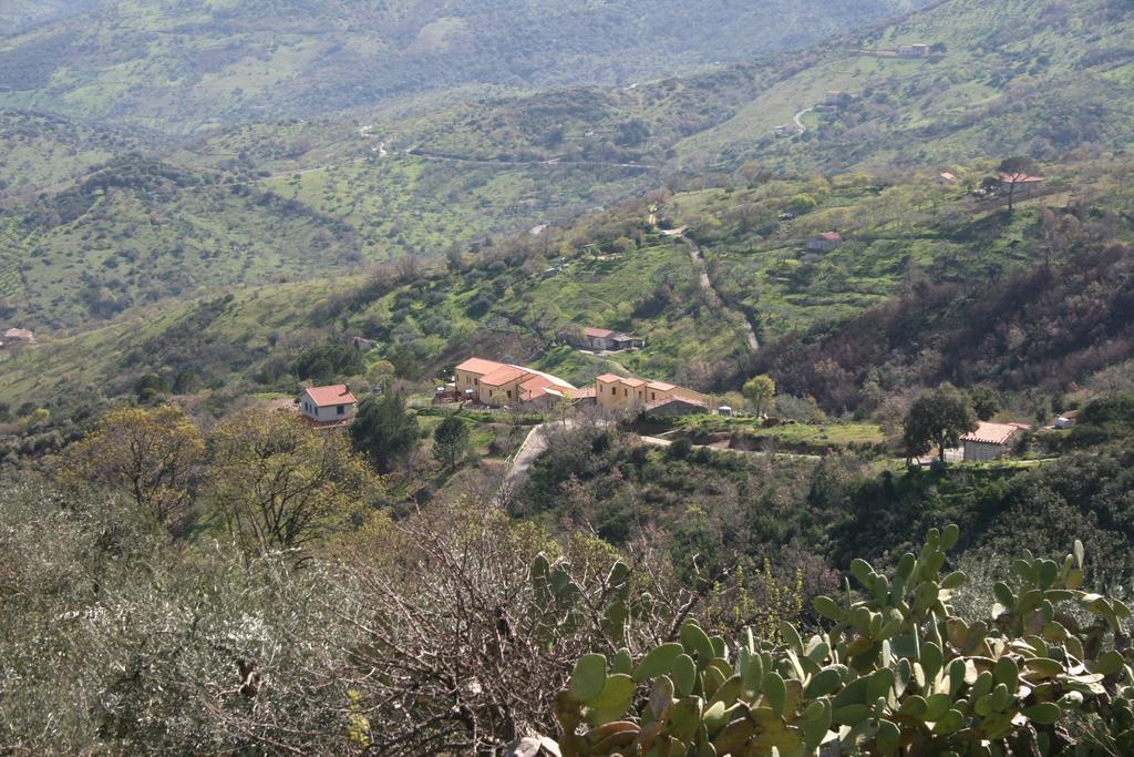 Villaggio Dei Balocchi Castelbuono  Rum bild